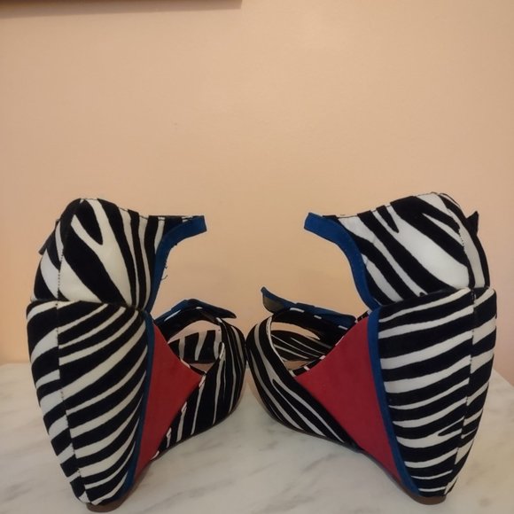 Maker's Zebra Print, Blue & Hot Pink Wedge Platform Sandals Size 9 - Picture 3 of 6